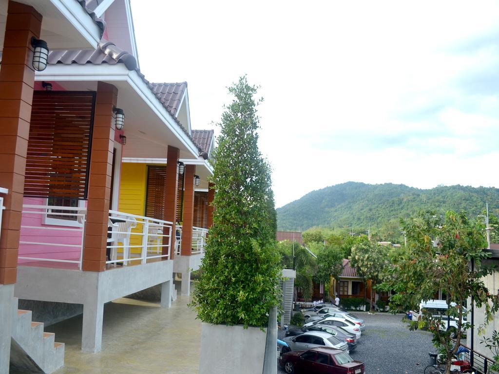 Hotel Toffee House Nakhon Nayok Camera foto