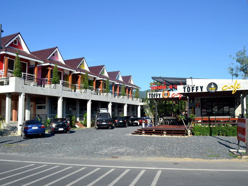 Hotel Toffee House Nakhon Nayok Camera foto