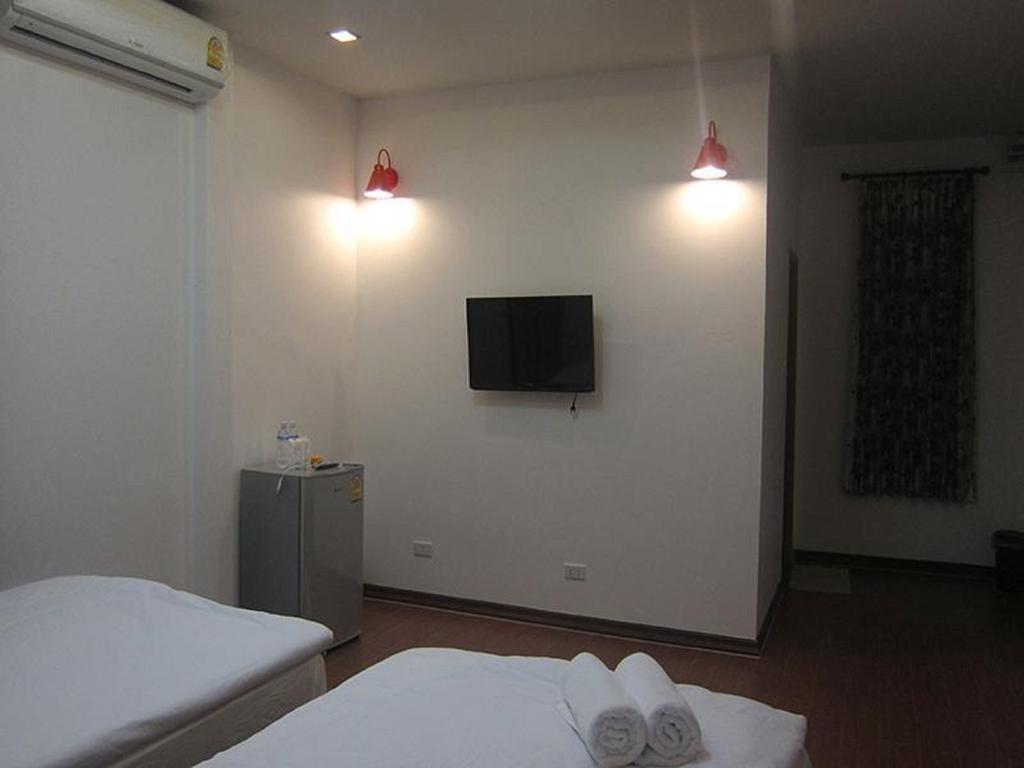 Hotel Toffee House Nakhon Nayok Esterno foto