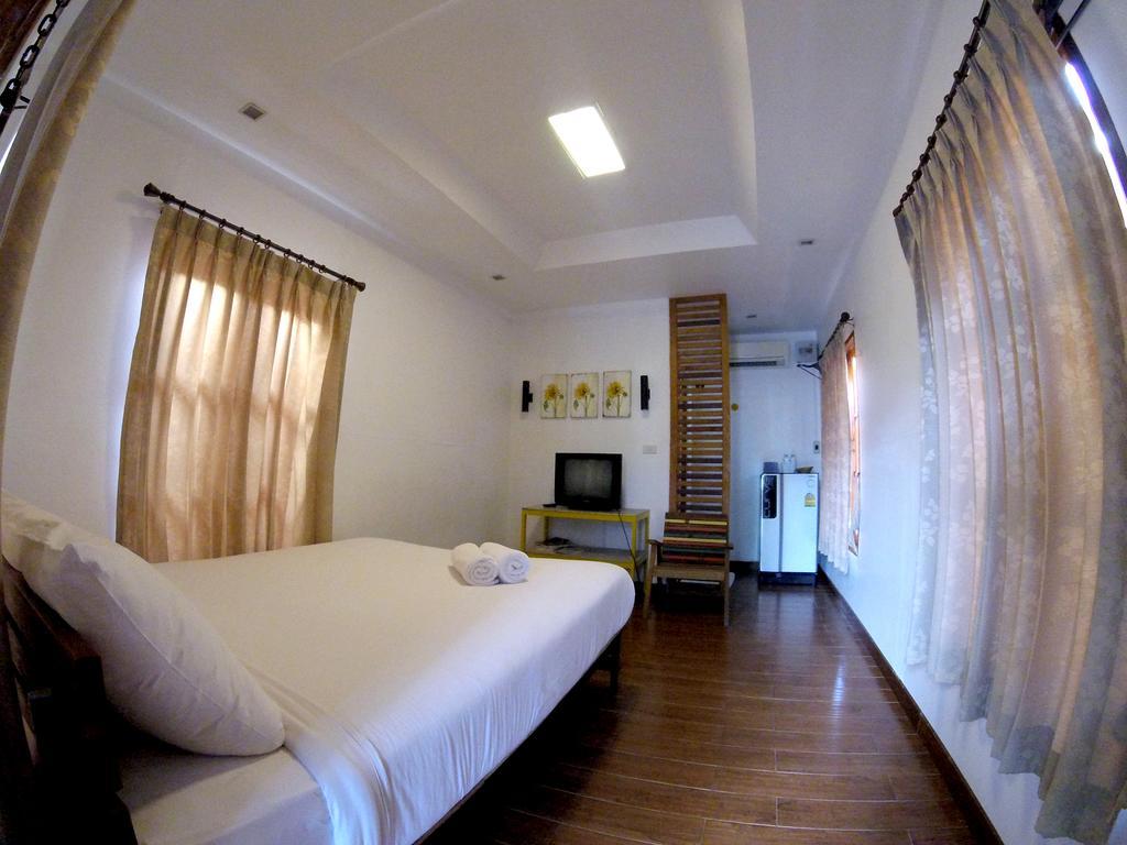Hotel Toffee House Nakhon Nayok Esterno foto