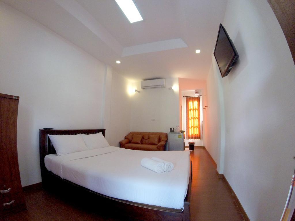 Hotel Toffee House Nakhon Nayok Esterno foto