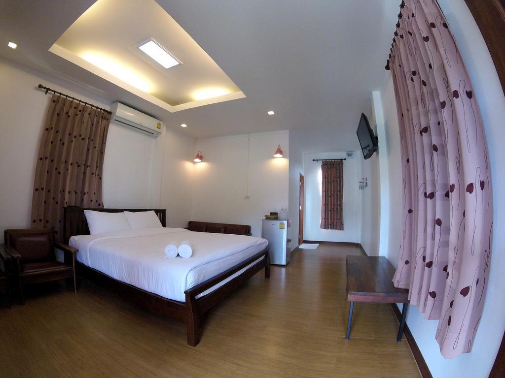 Hotel Toffee House Nakhon Nayok Esterno foto