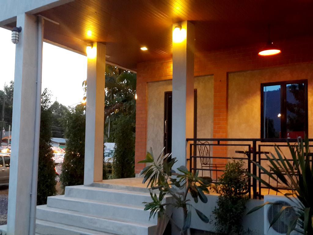 Hotel Toffee House Nakhon Nayok Esterno foto