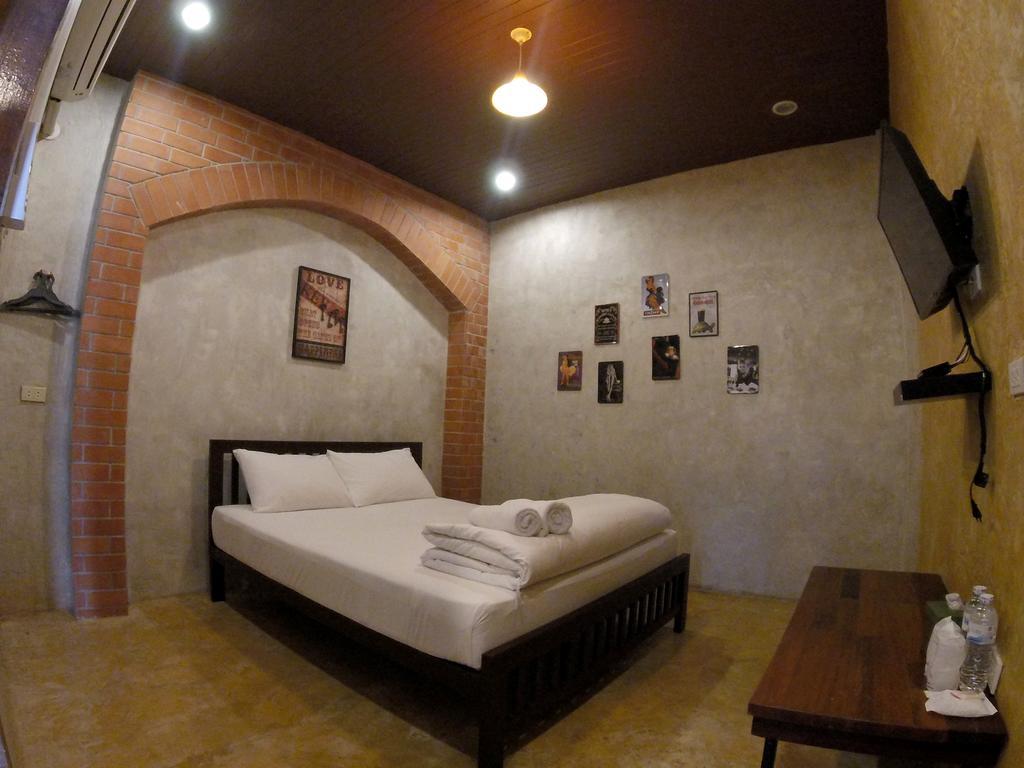 Hotel Toffee House Nakhon Nayok Esterno foto